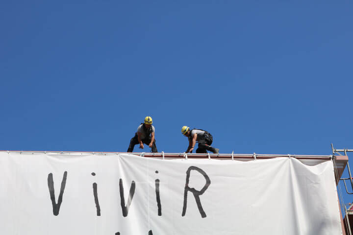 Trabajos verticales en A Coruña para fachadas y rehabilitaciones
